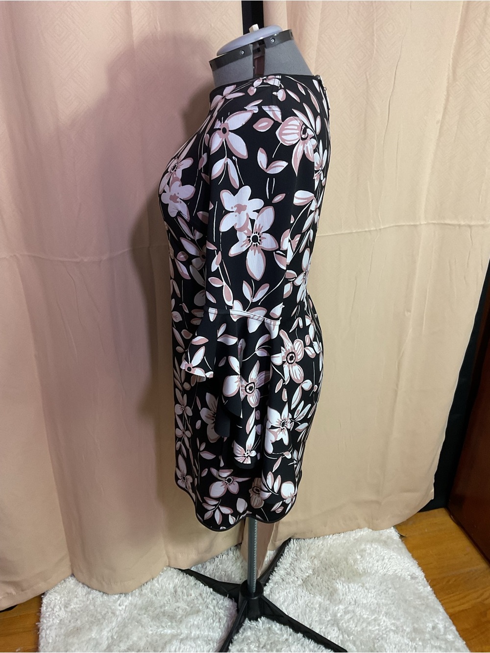 Nicole Miller New York Reversible Dress - Picture 6 of 16
